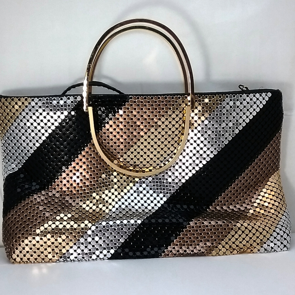 Hand bag